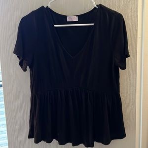 Women’s black shortsleeved top